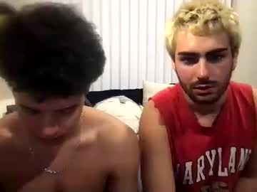 webcam man tworoommates image #4122411