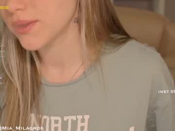 webcam girl mia_milagros image #3435754