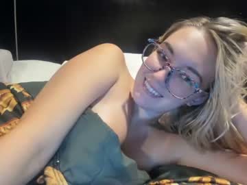 webcam girl mariah95 image #257153