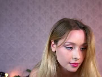 webcam girl ella_knockers_xl image #7952367