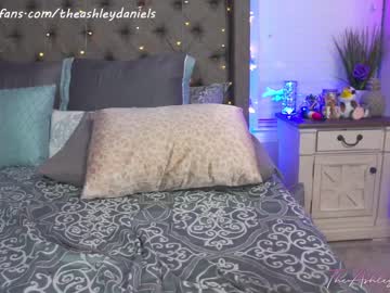 webcam girl theashleydaniels image #1535088