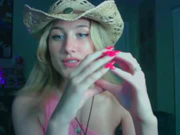 webcam girl briadominick image #7565119