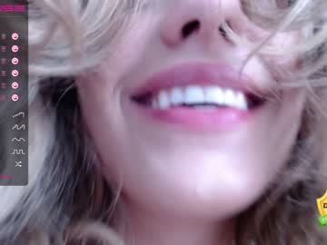 webcam girl theellenshow image #1675015