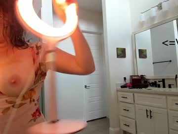 webcam girl heidiandfriends image #7035286