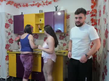 webcam couple iuliana32 image #1083786