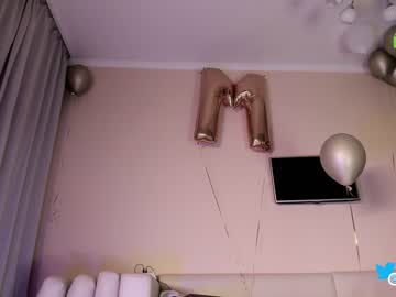 webcam girl hollyextra image #6977897