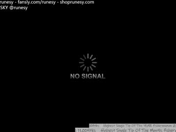 webcam girl runesy image #8875699