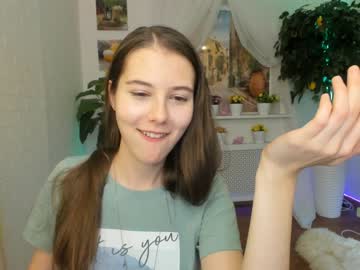 webcam girl carolineprise image #674343