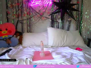 webcam girl rosiebones image #2809648