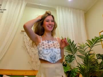 webcam girl milablush image #3402223