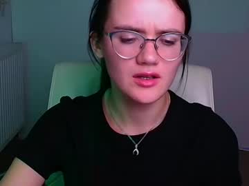 webcam girl ketrin_pirsss image #7927497