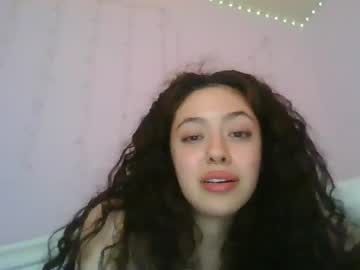 webcam girl savinajade image #3219290