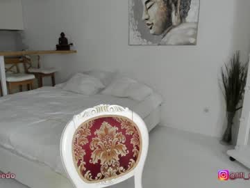 webcam girl lili_and_niki image #7075860