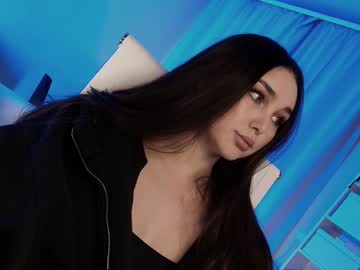 webcam girl hollyextra image #9373964