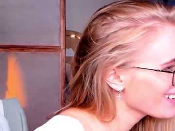 webcam girl linellali image #2700982