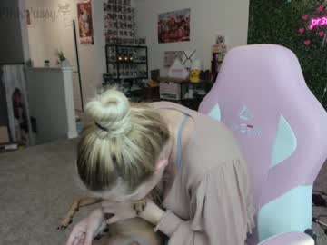 webcam girl pr3ttyp1nkpussy image #1943019
