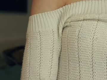 webcam girl coventinaashfield image #8756647