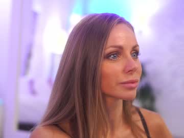 webcam girl eva_fashionista image #4316178