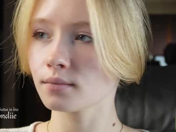 webcam girl bestblondiiecb image #3819126