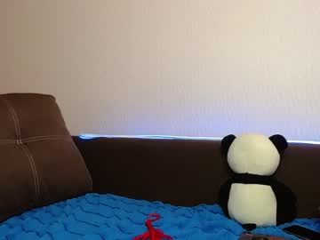 webcam girl courteous_raspberry image #1191647
