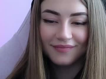 webcam girl strawberryjamx image #4117946
