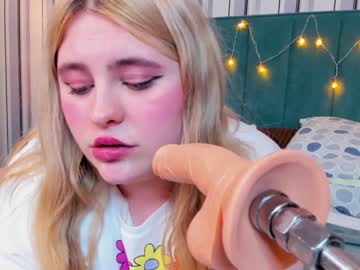webcam girl miraclark1 image #1780086
