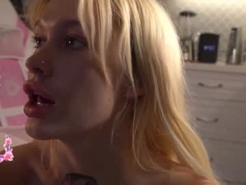 webcam girl golden_alinee image #7717181