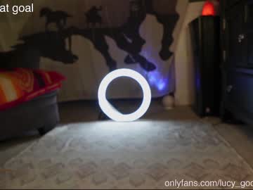 webcam girl lucy_gooosey image #5489431