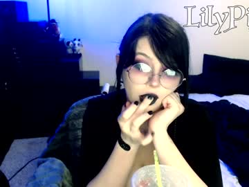 webcam girl lilypixel image #951992
