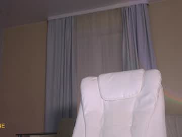 webcam girl sweetkira555 image #9346670