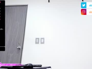 webcam girl skinnyy_16 image #6883413