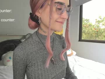 webcam girl lonelly_lolly98 image #7047583