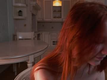 webcam girl lynnalltop image #8137330