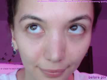 webcam girl kronniekray image #822104