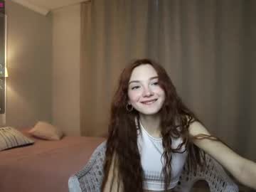 webcam girl _guesswhat_ image #1128326