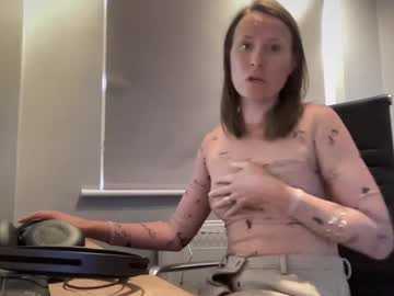 webcam girl eatmypie69 image #9688629