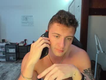 webcam couple cowsgomoo101 image #3392343