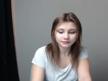 webcam girl relax_nina image #480620
