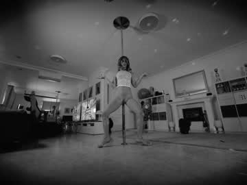 webcam girl hannahjames710 image #4512671