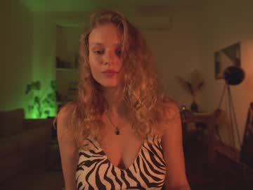 webcam girl thelawofattraction image #447787