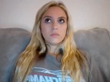 webcam girl skyelynnxo image #9182139