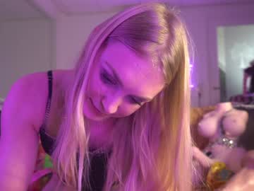 webcam girl siswet19 image #8710702