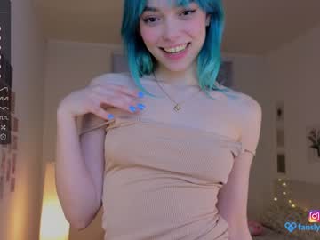 webcam girl lily_ewing image #5860936
