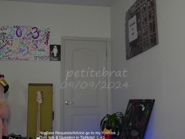 webcam girl petitebrat image #7800592