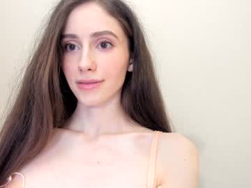 webcam girl snowww_white image #7926958