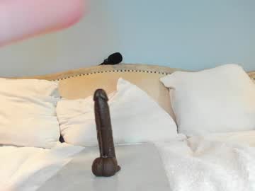 webcam girl eatmygingersnapps image #8996615