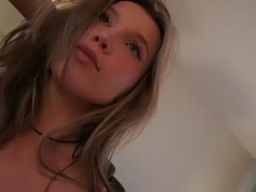 webcam girl bitter_moon image #7980611