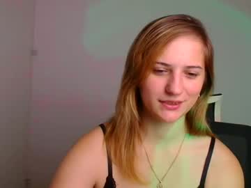 webcam girl molly_lyyy image #8074035