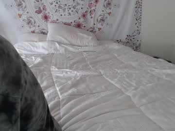 webcam couple emilyandkian image #699456