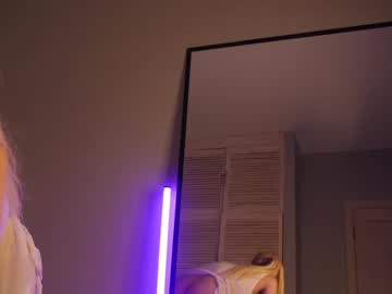 webcam girl lesi_moonie image #9135696
